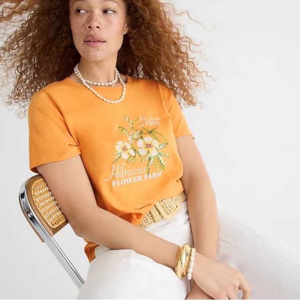 NWT J. Crew Orange Hibiscus Graphic Short Sleeve Collector Tee….RARE…M